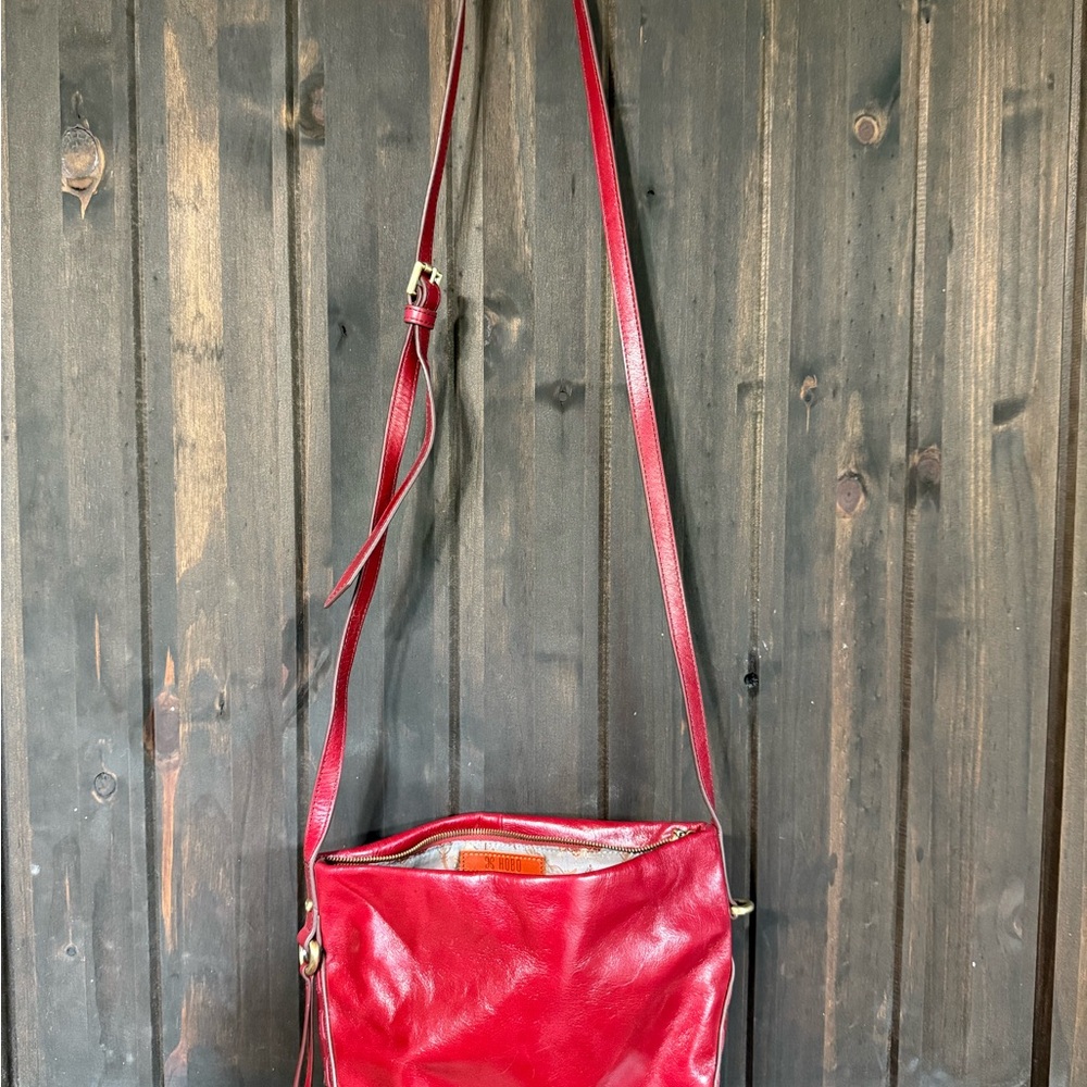 Elegant Red Leather Shoulder Bag